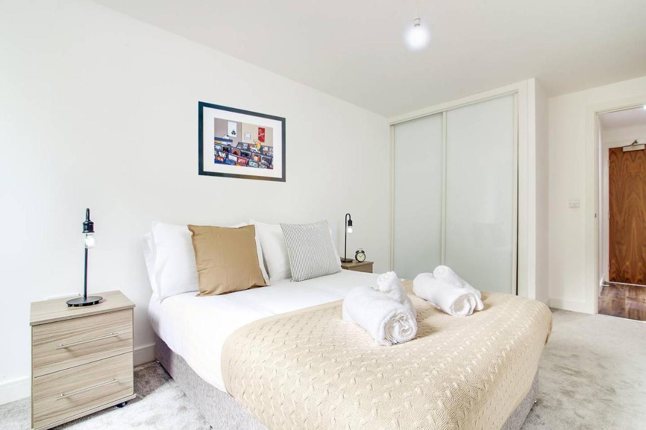 Luxe Modern Apartment Birmingham Extérieur photo